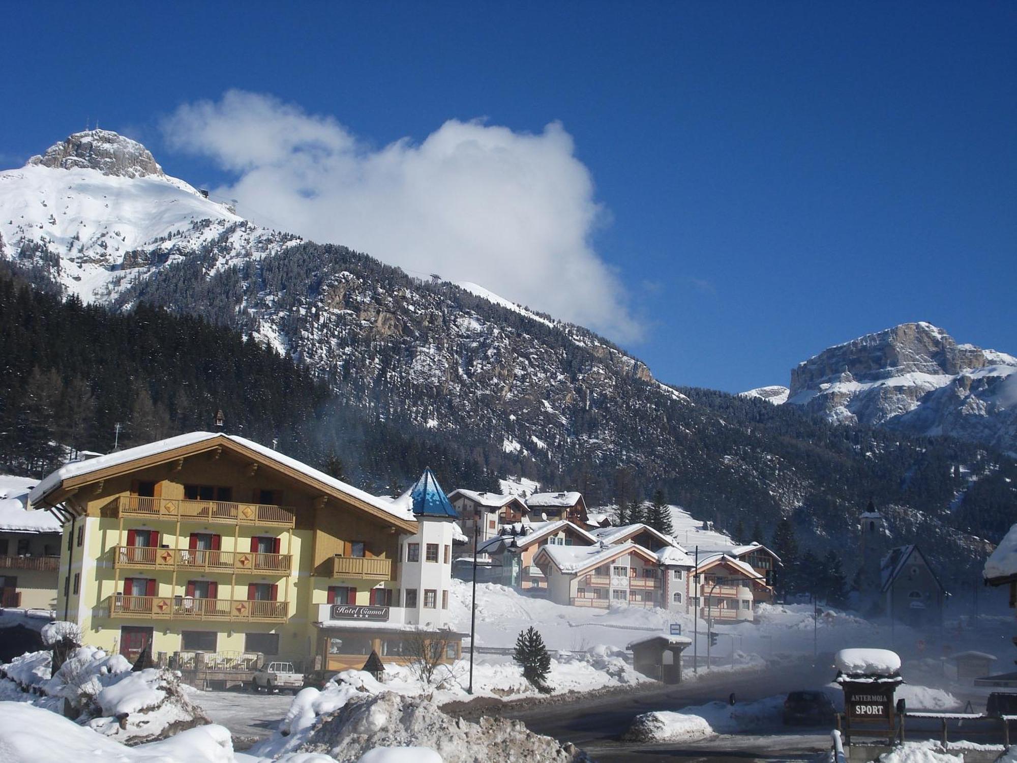 Hotel Ciamol Campitello di Fassa Exteriér fotografie