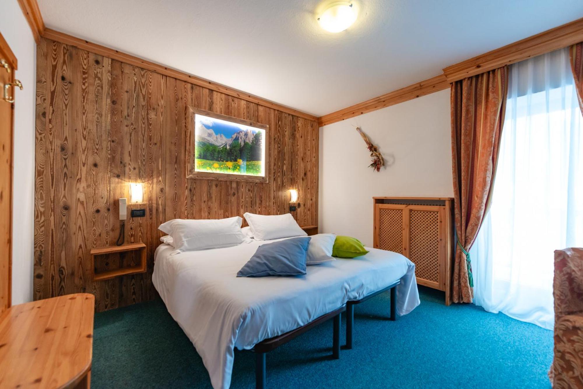 Hotel Ciamol Campitello di Fassa Exteriér fotografie